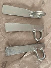 Chiodi da roccia per sosta