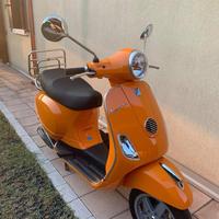 Vespa Piaggio 125 LX