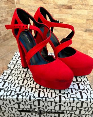 Sandali con tacco red Tata Italia