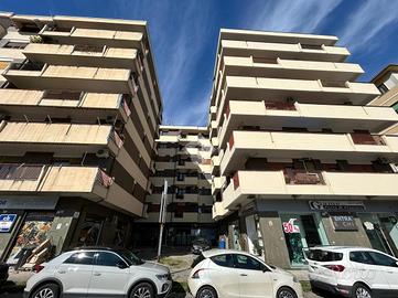 5 LOCALI A COSENZA