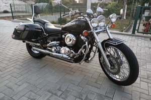 Chopper Yamaha dragstar 650 nera