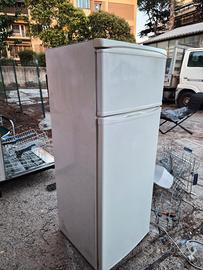 Frigorifero con congelatore Ariston