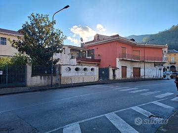 Appartamento con garage e corte esclusiva