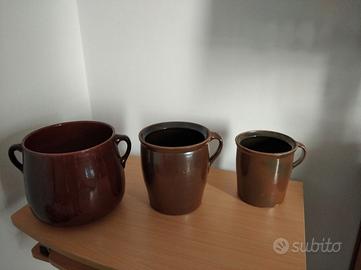 Pentole e orci in terracotta