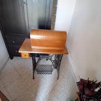 macchina da cucire antica del 50 singer