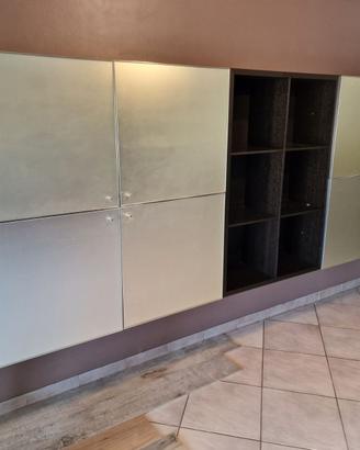 Parete attrezzata Verardo con base TV Pianca