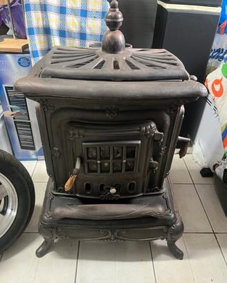 Stufa a legna vintage buone condizioni
