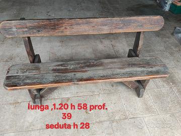 Antica panca di scuola