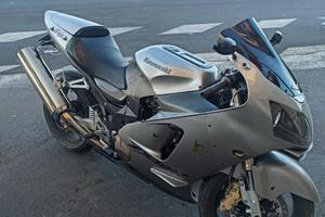 Kawasaki Ninja ZX-12 - 2001