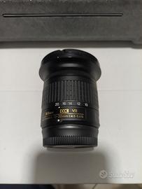 grandangolo Nikon 10-20 mm DX VR