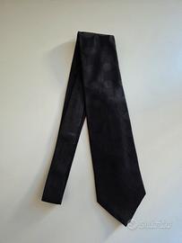 Cravatta classica firmata Gucci