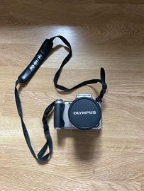 Olimpus SP-800uz digital camera