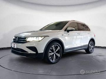 VOLKSWAGEN Tiguan 2.0 tdi Elegance 150cv dsg #8700