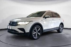 VOLKSWAGEN Tiguan 2.0 tdi Elegance 150cv dsg #8700