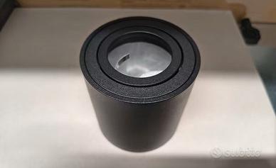 Porta faretti applique cilindrici neri