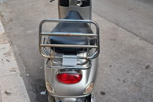 vespa et4 150 