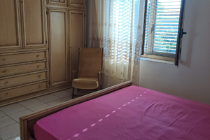 Villetta semindipendente con giardino