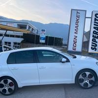 Volkswagen Golf GTI 2.0 TSI 5p.