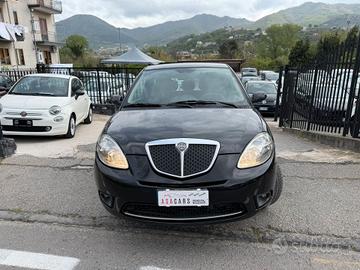 Lancia Ypsilon 1.3 MJT 75 CV Argento