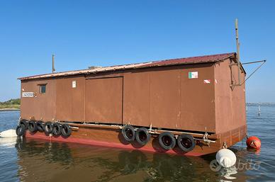 Pontone galleggiante