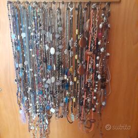 collane orecchini braccialetti 