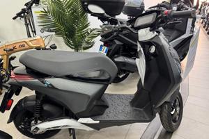 piaggio one elettrico