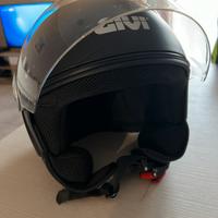 Casco GIVI