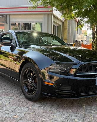 2013 Ford Mustang 3.7 V6 AUTOMATICA