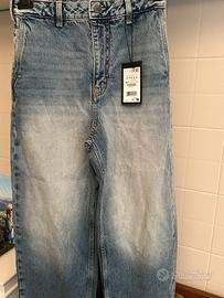 Jeans della STWD