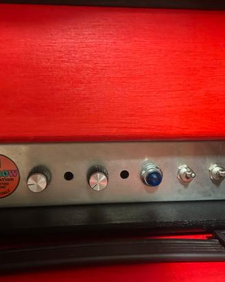 Testata a valvole 18 watt per chitarra