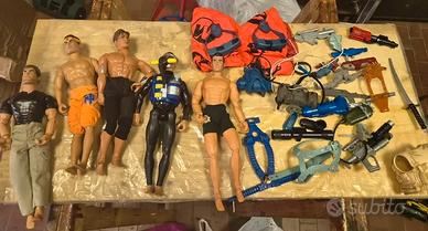 Action Man Hasbro Anni 90 - 5 Figure + Armi e Para