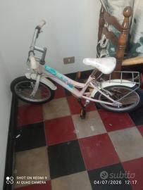 bicicletta di bambino
