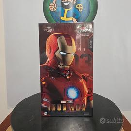 Iron Man Mark 3 Marvel con luce Figure 