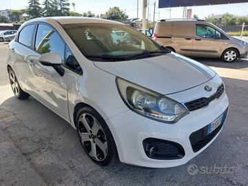 KIA Rio 1.4 CRDi 5p. Cool
