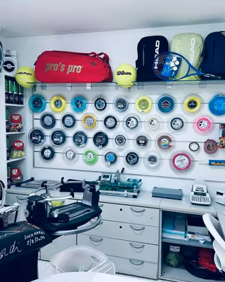 Corde TENNIS e servizio incordatura racchette