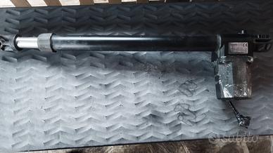 braccio cancello elettrico 