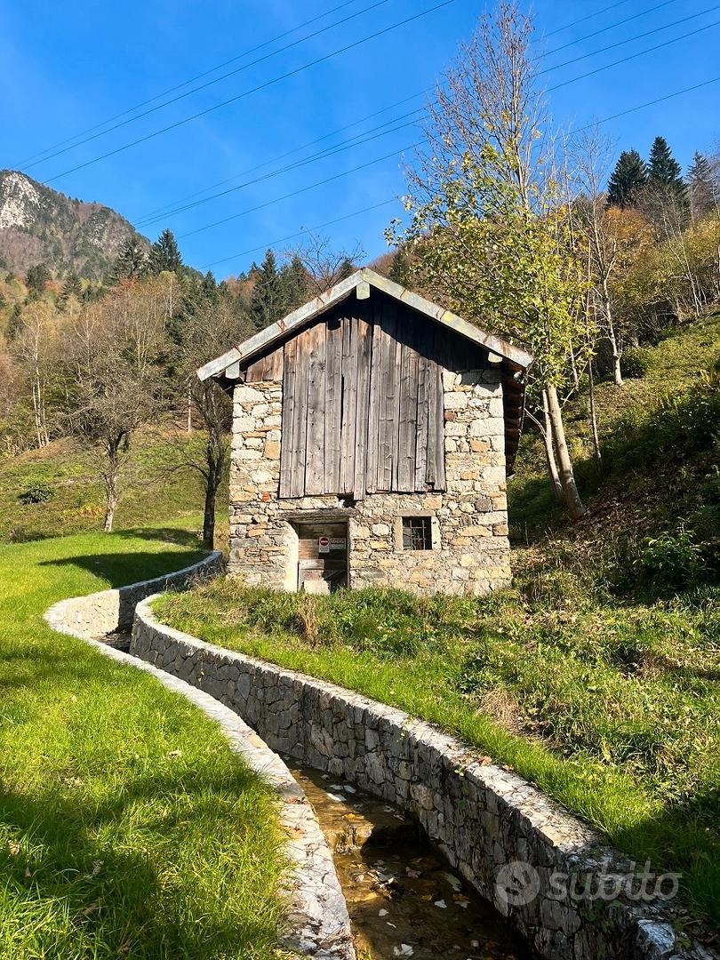 Stavolo con terreno a pietratagliata (pontebba) - Vista 2