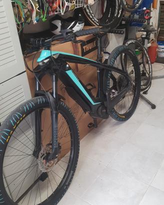 Bici bianchi omnia pedalata assistita