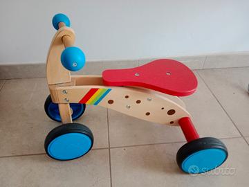 Triciclo in legno