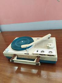 Radio giradischi d'epoca Sanyo 