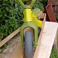 bicicletta senza pedali 