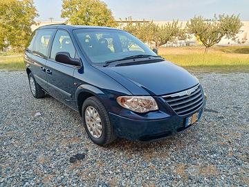 Chrysler Voyager 2.5 Tdi