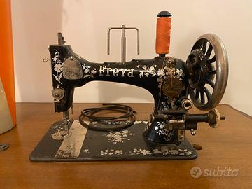 Macchina da cucire FREYA