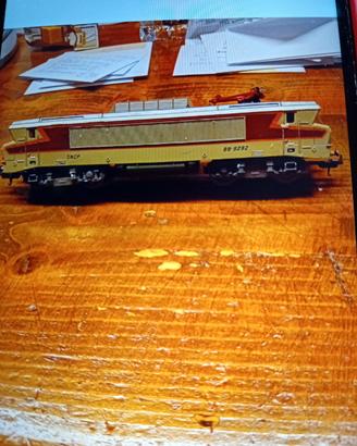 locomotiva elettrica della Lima italia scala H0 
