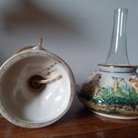 Lampada da tavolo in ceramica di Capodimonte.