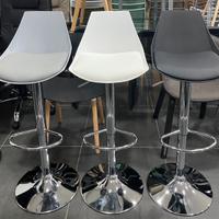 Sgabello con cuscino imbottito