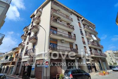 Appartamento via Vitantonio de Bellis, 7, 70018, R