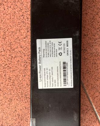 Batteria monopattino 36v 7.4A