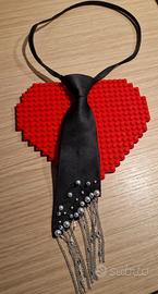 Cravatta Gioiello Nera con Perle e Catene