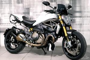 Ducati Monster 1200 S